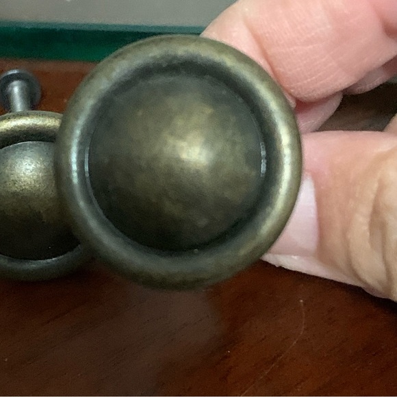 Set of 2 Metal Round Drawer Pulls - Picture 2 of 6